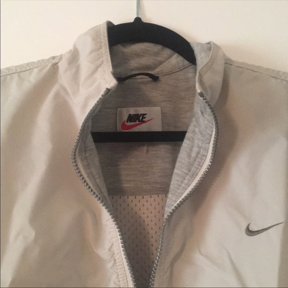 Nike jacket - Picture 2 of 2